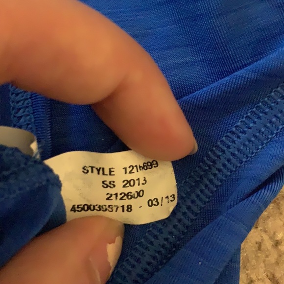 Blue Under Armour Semi Fitted Heat Gear Tank - Picture 7 of 9